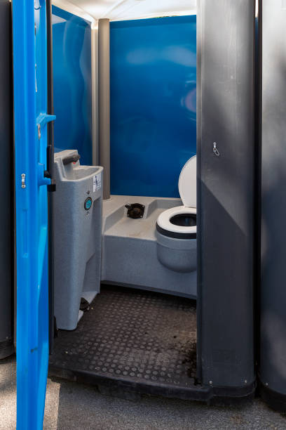 Portable Toilet Options We Offer in Bremen, IN