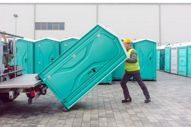 Porta potty delivery and setup in Bremen, IN